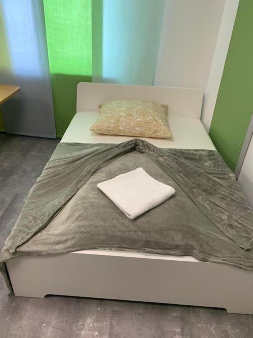 Sleepsoon 4 Nord Apartment Кьолн Екстериор снимка